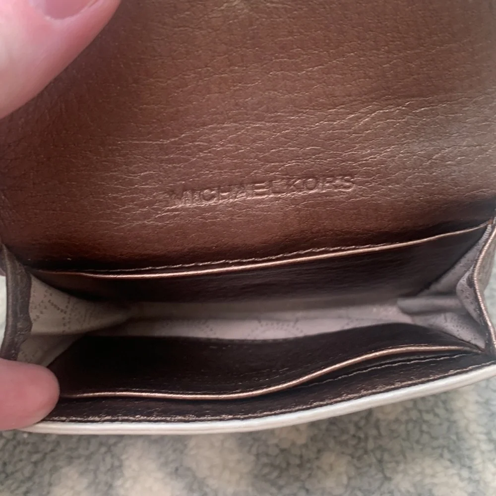Michael Kors Coin Purse - Picture 3 of 4